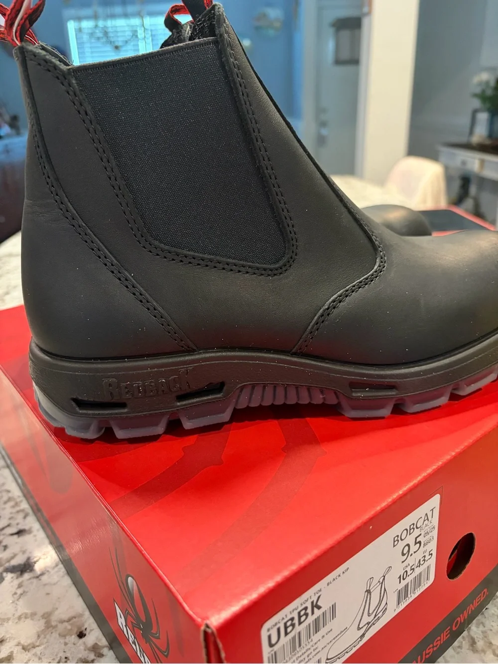 Redback Boots sleek black